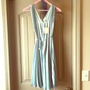 Maternity pleated dress